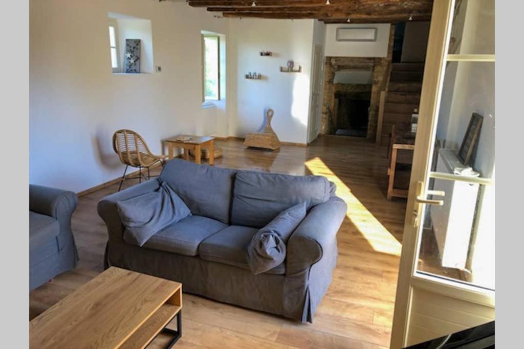 Chez Renou Et Prosperou Maison Typique Du Sarladait Saint-Genies Bagian luar foto