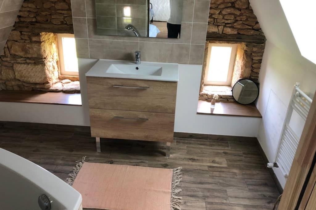 Chez Renou Et Prosperou Maison Typique Du Sarladait Saint-Genies Bagian luar foto