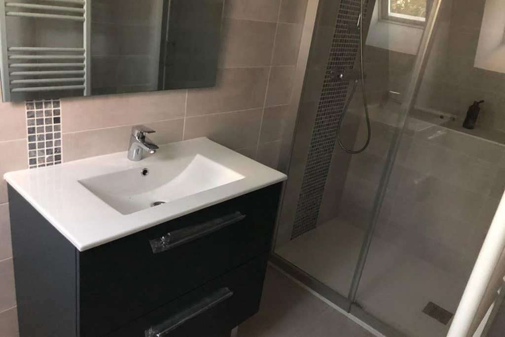 Chez Renou Et Prosperou Maison Typique Du Sarladait Saint-Genies Bagian luar foto